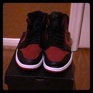Air Jordan’s 1 mid retro